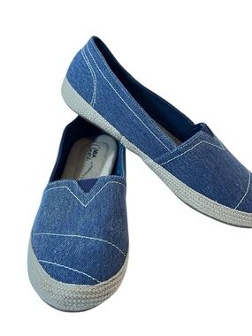 Mia Amore Freedom Slip On Canvas Loafer Womens Size 11 New